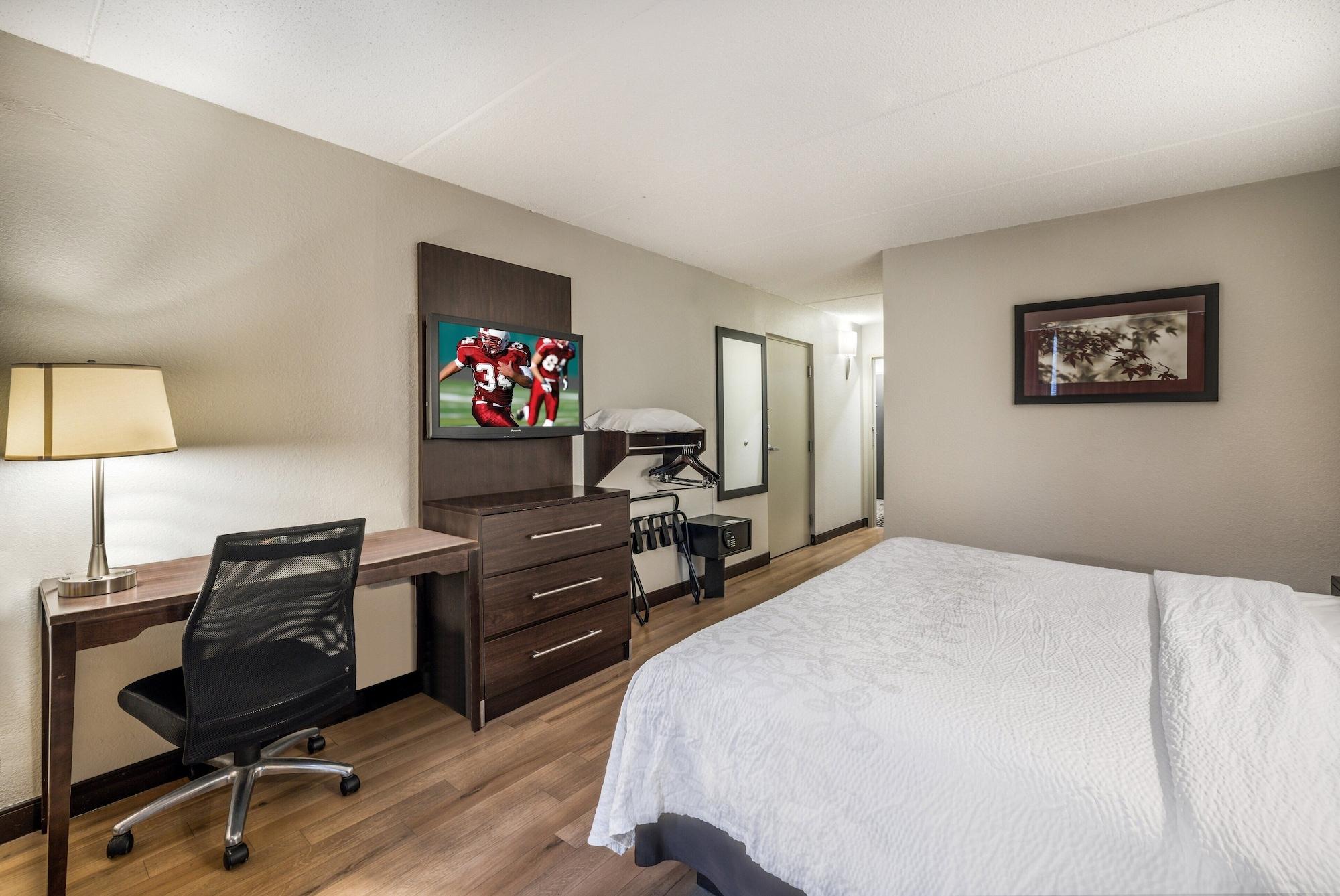 Red Roof Inn Plus+ Boston - Woburn/ Burlington מראה חיצוני תמונה