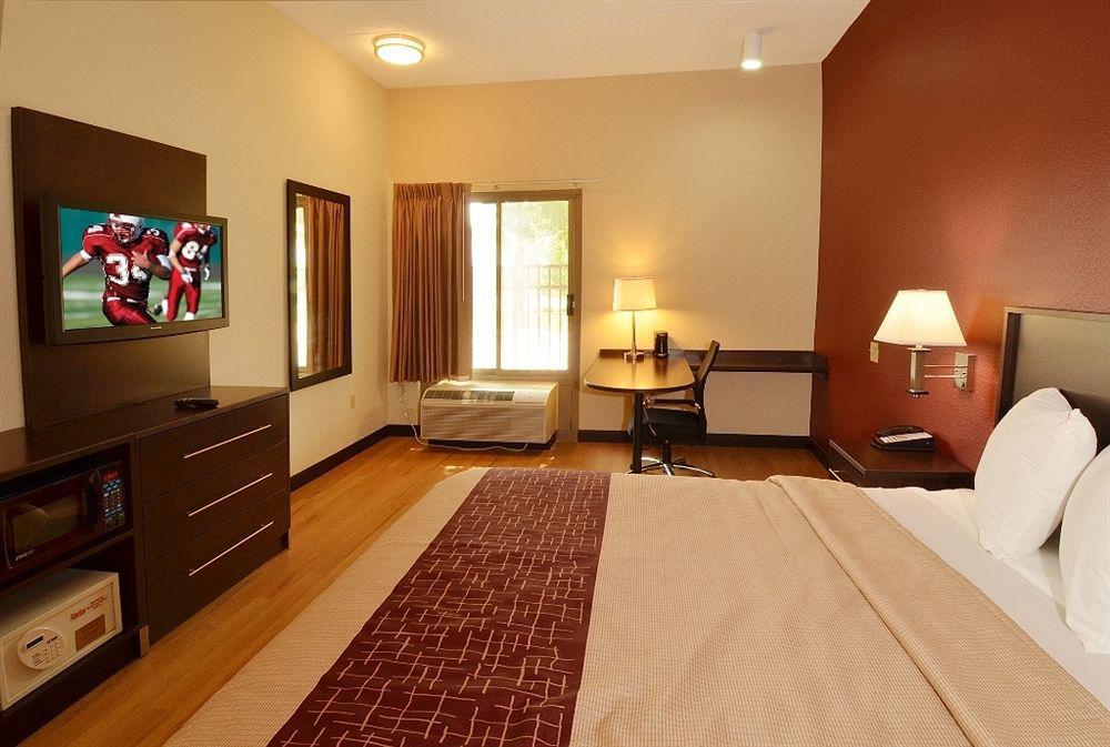 Red Roof Inn Plus+ Boston - Woburn/ Burlington מראה חיצוני תמונה