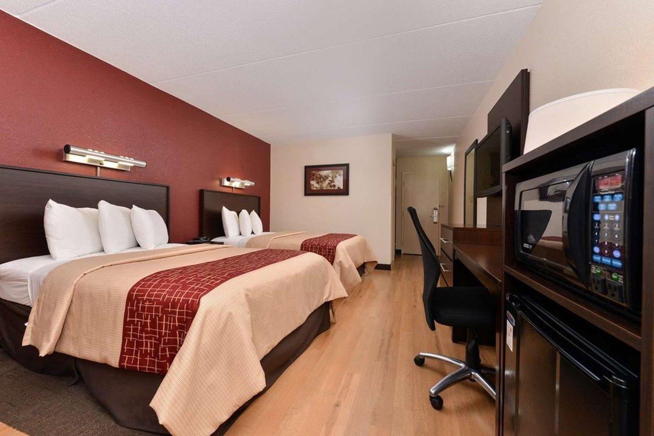 Red Roof Inn Plus+ Boston - Woburn/ Burlington מראה חיצוני תמונה