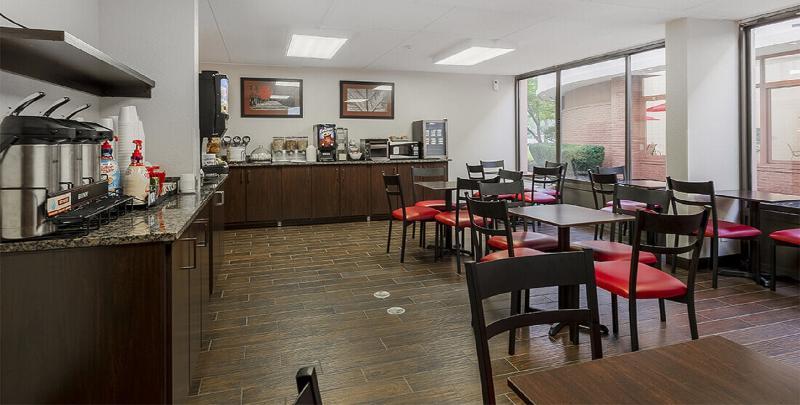 Red Roof Inn Plus+ Boston - Woburn/ Burlington מראה חיצוני תמונה